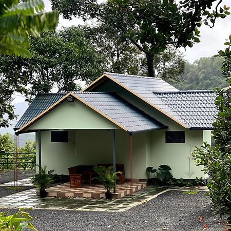 Royal Mount Inn Resorts Paithalmala エクステリア 写真